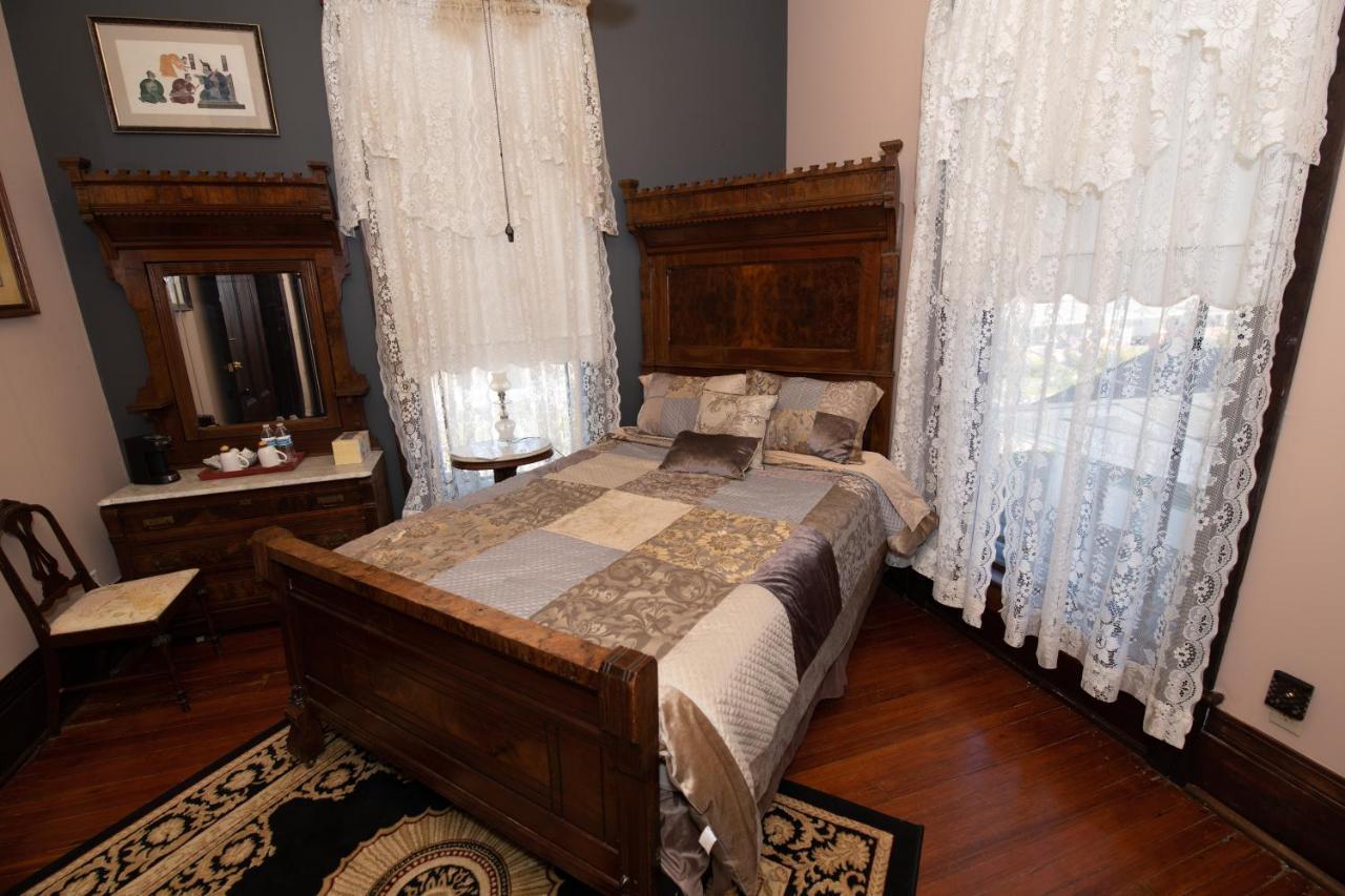 Grand Gables Inn พาแลตกา ภายนอก รูปภาพ