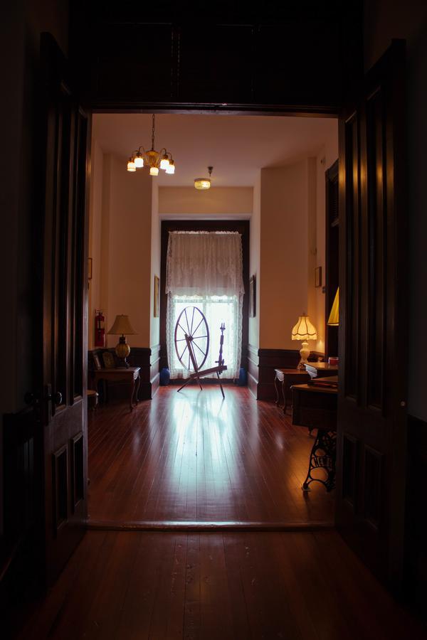Grand Gables Inn พาแลตกา ภายนอก รูปภาพ